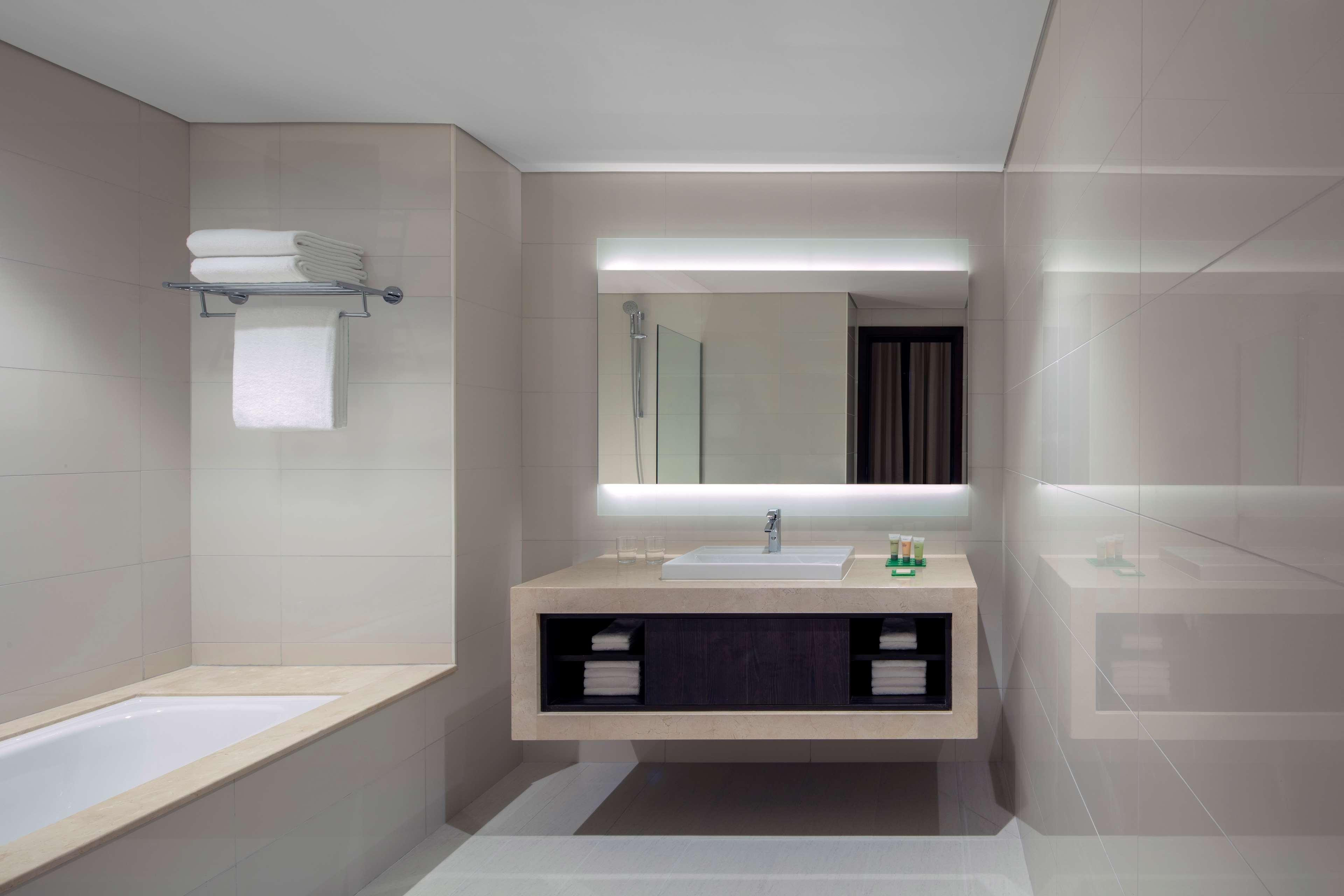 Hyatt Place Dubai Jumeirah Esterno foto